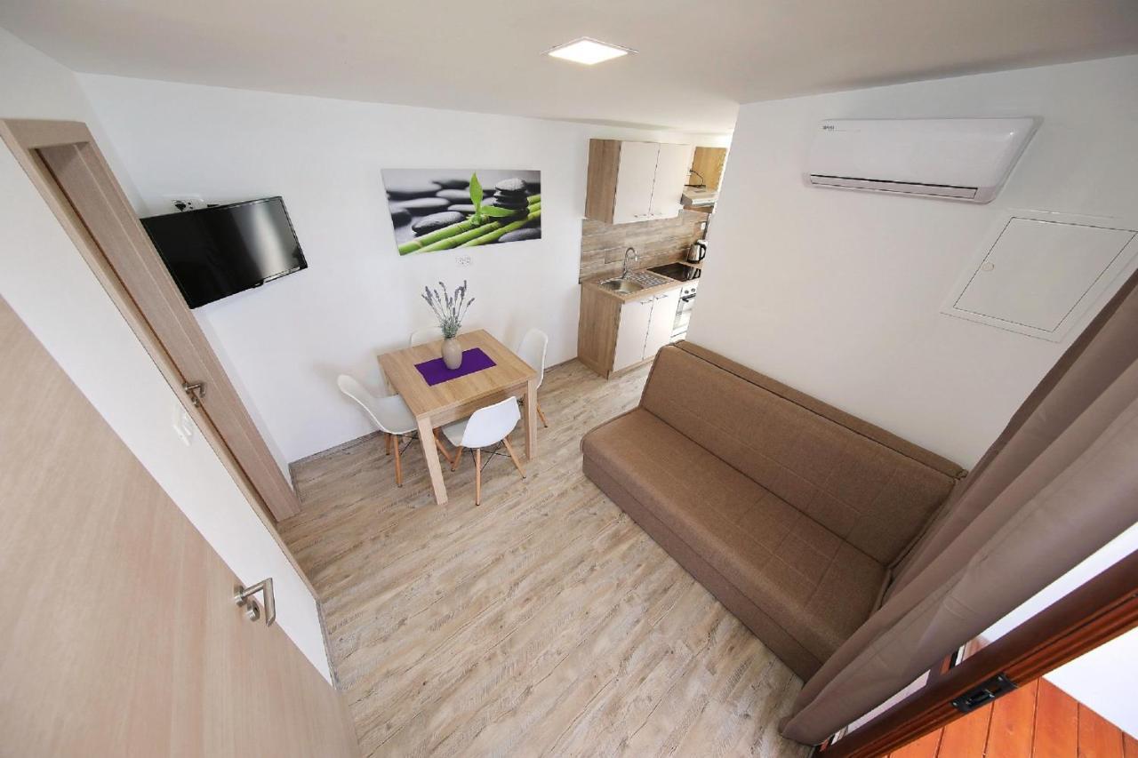 Mobile Home Plumeria 1 Biograd Na Moru Buitenkant foto